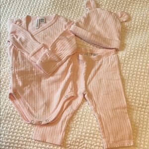 Janie and Jack Petal Pink Pointelle Baby Outfit Set with Hat